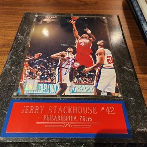 Jerry Stackhouse 76ers Signed Auto 8x10 on plaque with COA - Picture 1 of 3