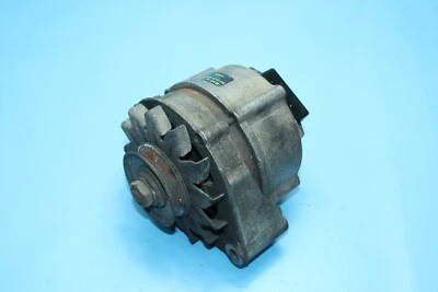 Bosch 0120489547 0120489548 Alternator 14V 35A/Mercedes W107 W123 W114 W115 - Image 1 of 4