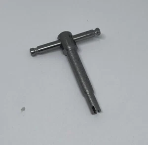   Attrezzo per S.T.Dupont linea D  - Foto 1 di 1