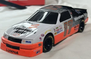 Darrell Waltrip #17 Western Auto 1992 Chevy Lumina 1:24 /2500 VTG NOS - Picture 1 of 6