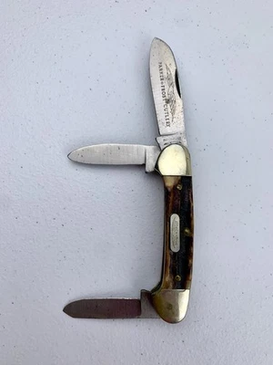 Cuchillo de canoa vintage Rodgers Wostenholm Parker Frost de tres hojas Foto 1 de 4