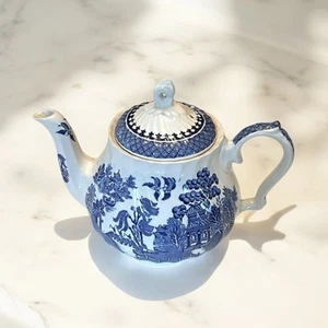 Vintage Sadler England Blue Willow Tea Pot Oriental Floral 4 Cup - Picture 1 of 16