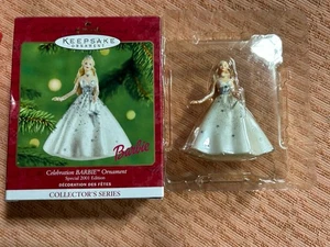 Hallmark Keepsake Ornamento Celebración Barbie Edición Especial 2001 con caja - Imagen 1 de 4