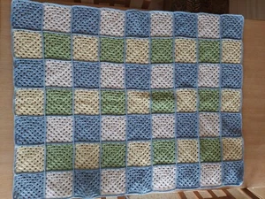 Baby Patchwork Häkeldecke blau Granny - Bild 1 von 9