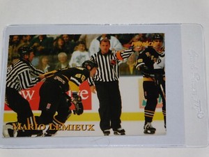 1997-98 PINNACLE GIANT EAGLE MARIO'S MOMENTS MARIO LEMIEUX CARD #6