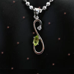 Colgante de peridoto natural sin calefacción de 1,17 g - Piedra preciosa certificada en plata maciza 925 - Imagen 1 de 6