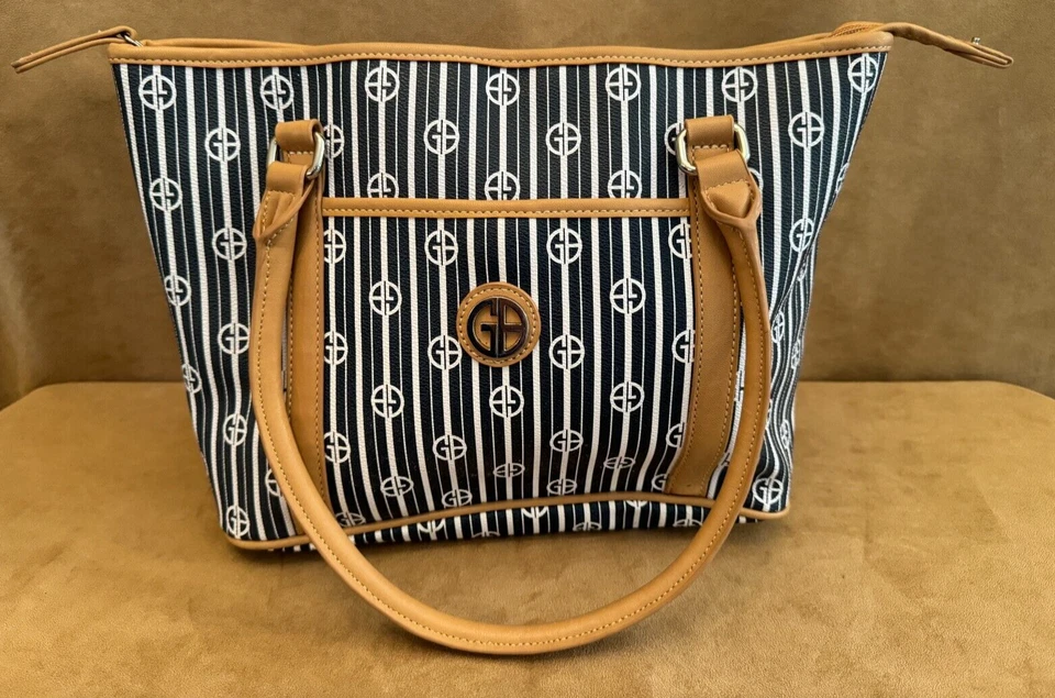 Bolsa de ombro Giani Bernini listrada assinatura listra azul e branca bolsa tote mão - Imagem 1 de 4