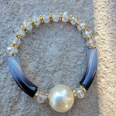 Bracelet Pearl Gold Rhinestone Stretch Chunky Fashion Jewelry - Image 1 of 4