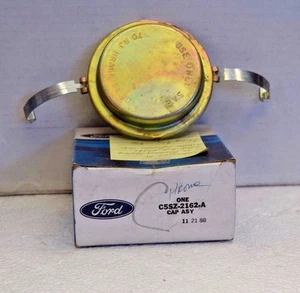 NOS 65 - 66 Mustang, Shelby, T-bird Disc Brake Master Cyl Cap - Bild 1 von 2