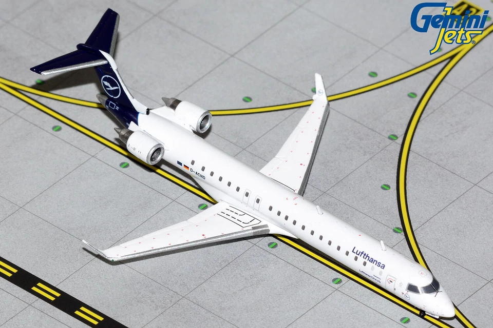 Lufthansa CityLine Bombardier CRJ900LR D-ACND Gemini Jets GJCLH2021 Scale 1:400 - Image 1 of 1