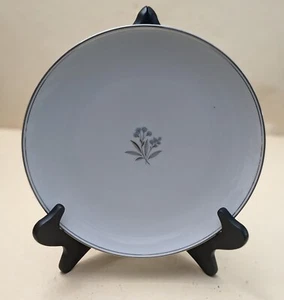 DINNERWARE: Bessie by NORITAKE -10" 1/2 Dinner Platter . - Picture 1 of 5