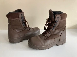 Bota aislante Grafters Thinsulate (9 cordones) Reino Unido talla 7 - Imagen 1 de 9