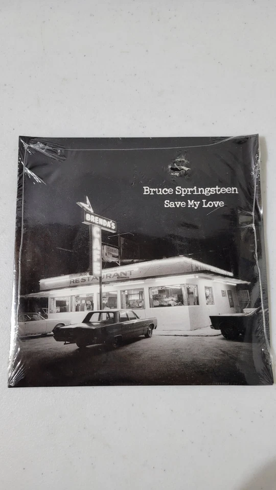 Bruce Springsteen Save My Love 7" Vinyl LP Single Because The Night Patti Smith - Image 1 of 2