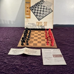 Vintage Chess Set- Black and Red Staunton Pieces - H. Baron - Crusader -Plastic - Picture 1 of 6