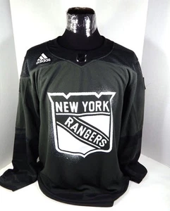 Camiseta deportiva para hombre 2021-22 NY Rangers Adidas verde ejército edición veteranos talla 52 - Imagen 1 de 7