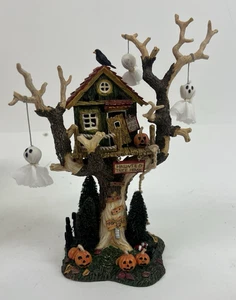 DEPT 56 Halloween Dorf Zubehör Spukbaumhaus #56.55150 - Bild 1 von 8