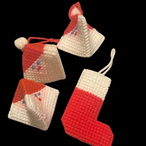 Vintage Plastic Cross Stitch Ornaments 3 Triangle 3D Santa’s & 1 Stocking - Picture 1 of 9