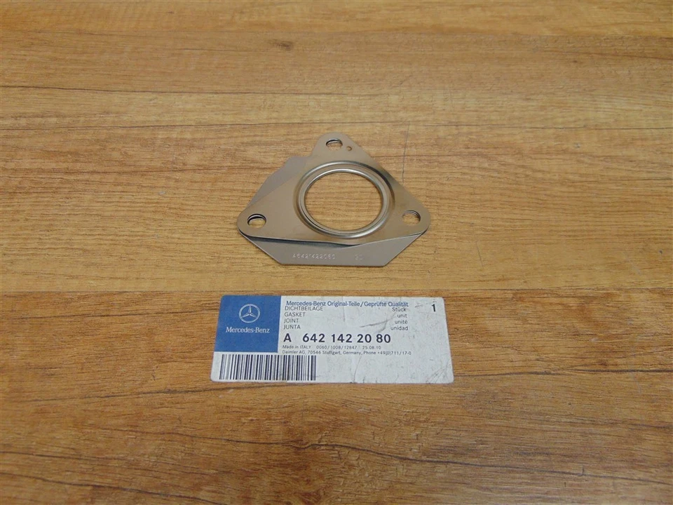 Sello turbocompresor genuino Mercedes OM642 - A6421422080 Foto 1 de 1