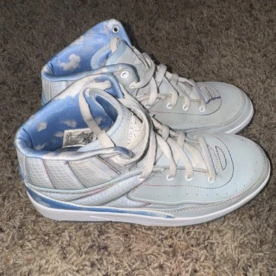 Size 2.5 Youth - Jordan 2 Retro x J. Balvin Blue 2022 - Image 1 of 4