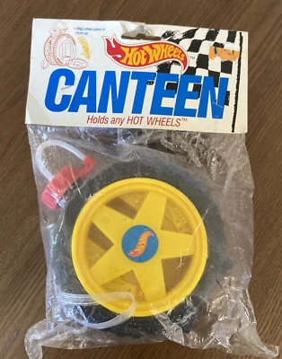 Hot Wheels Mag Wheel Opens To Store Car Canteen Car Case New 1991 Foto 1 de 4