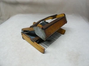 J.J. Beaton Blueberry Rake Maine Found Small Size 26 Tines Wood Cranberry - Picture 1 of 12