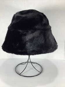 Women’s Jet Black Faux Fur Bucket Lined Winter Hat~O/S~ Made In The USA - Picture 1 of 15