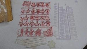 Vintage Rabar Plastics Glow In The Dark Plastic Christmas Ornaments - Picture 1 of 4