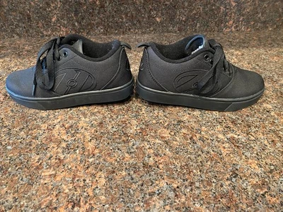 Tacones negros juveniles talla 2 Foto 1 de 4