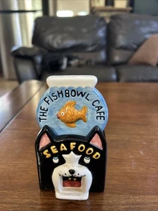 Clay Art "The Fishbowl Cafe" Salt & Pepper Shakers Cat And Fish - Picture 1 of 4