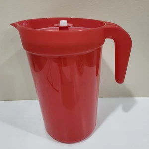 Starlight Red Tupperware 1 Gallon 3.8L Pitcher with infuser - Picture 1 of 9