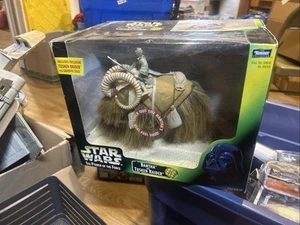 Vintage Star Wars The Power Of The Force POTF Bantha & Tusken Raider Kenner NIB - Picture 1 of 2