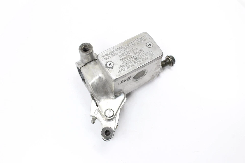 1998 铃木 MARAUDER 800 原始设备制造商抛光前制动大师 CYLINDER — 第 1/4 张图片