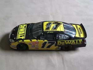 TEAM CALIBER MATT KENSETH # 17 AUTOGRAPHED 2002 FORD TAURUS DEWALT - Picture 1 of 9