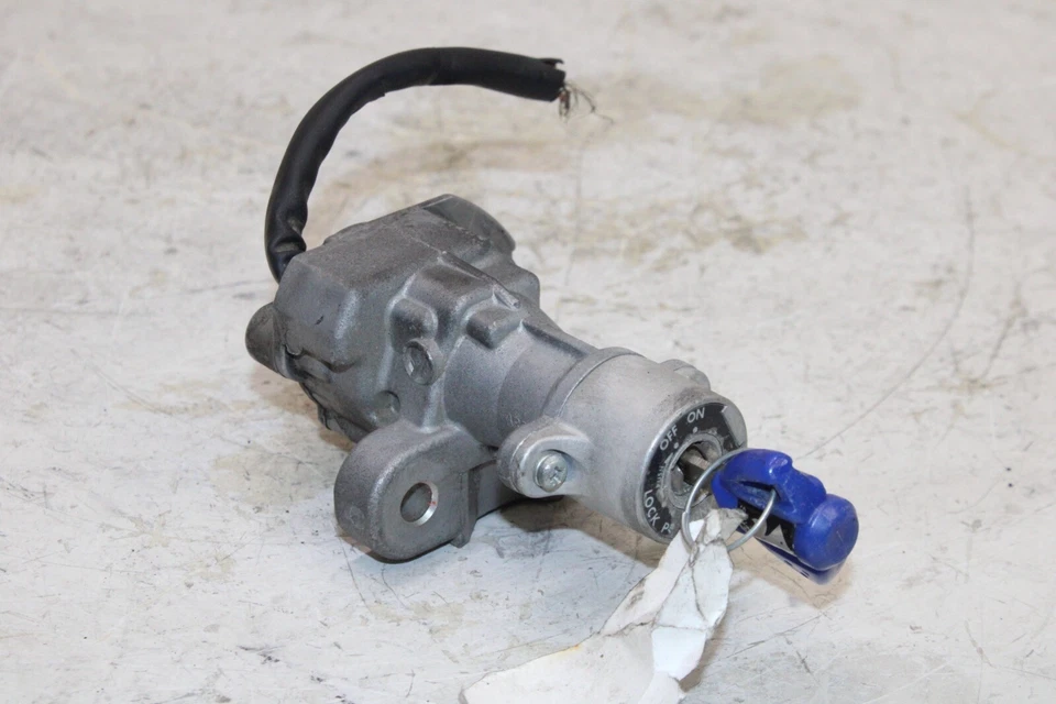 Suzuki SV650 2007 OEM bloqueo de encendido con llave Foto 1 de 4