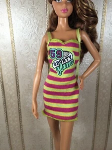 Barbie Fashionistas (X7846) Mode Pack: 2012 sportlich glammiges Kleid - Bild 1 von 4
