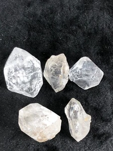 Clear & clean Quartz Crystal, Natural Quartz, Quartz Specimen, rough Quartz, gem - Picture 1 of 13