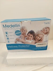 Medellin Collection Premium Hypoallergenic Waterproof Twin Mattress Protector - Picture 1 of 4