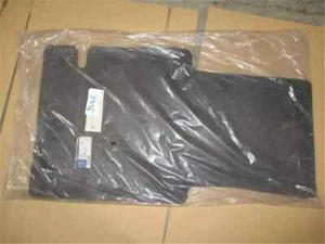 Mercedes-Benz Original Sprinter 901-905 Velour 1 Mittel&beifahrermatte Negro - Picture 1 of 1