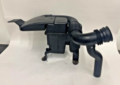 Ressonador de tubo de entrada de ar Subaru Forester 2004 - Imagem 1 de 4