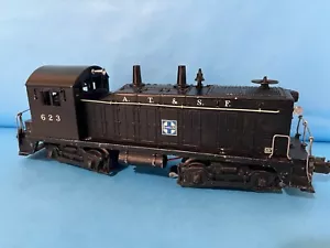 Lionel Postwar AT&SF Santa Fe 623 NW2 Switcher O Gauge - Tested - Picture 1 of 5
