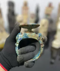 Rare Ancient Egyptian Pharaonic Bracelet: A Timeless Masterpiece of Historic - Picture 1 of 6
