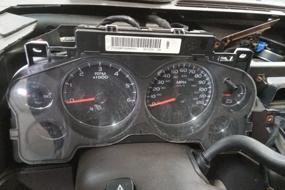 2009 Yukon XL 1500 OE medidor de velocidade cluster 155K milhas GMC - Imagem 1 de 4