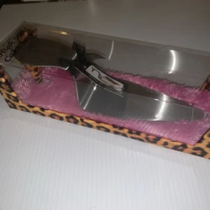 High Heel CAKE SERVER Animal Leopard Print Party Table Entertaining Hostess NEW - Picture 1 of 17