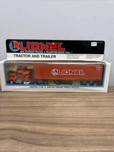 LIONEL 6-12725 DIECAST TRACTOR AND TRAILER IN ORIGINAL BOX - Picture 1 of 5