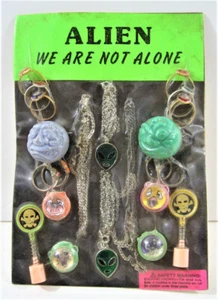 Anillos de colección Mad Ball Toppers juguetes premios gumball venta máquina tarjeta de dispensa #404 - Imagen 1 de 1