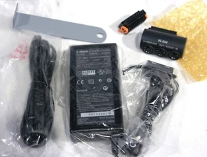 Adaptador de CA PA-V16 13V, VC-EX3 y accesorios para cámara de red Canon VB-C50i PTZ - Imagen 1 de 4