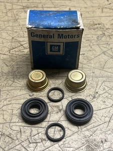 Genuine GM Part. 13487848. Guide Sleeve Kit Front Brake Caliper. Vauxhall - Picture 1 of 2