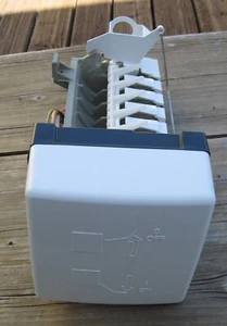 Macchina per il ghiaccio Maytag D7824706Q 95098-1 - Foto 1 di 5
