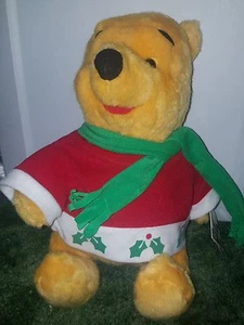 Matttel Winnie The Pooh JC Penney Christmas Plush 1996 14" - Imagen 1 de 4