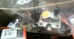 wheel brake cylinder rear Right HYUNDAI COUPE and LANTRA 1996-2002 j3240500 - Picture 1 of 1